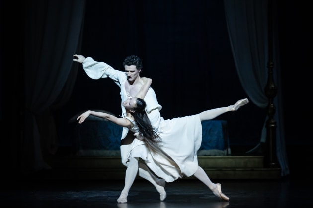 Sae Un Park and Paul Marque in Rudolf Nureyev&rsquo;s Romeo and Juliet, Paris Opera Ballet. Photo: Julien Benhamou / OnP