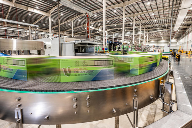 V on the line at Suntory Oceania's Ipswich plant. (Suntory Oceania)