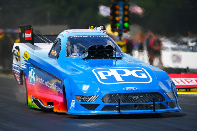 The 325mph PPG billboard - Australasian Paint & Panel