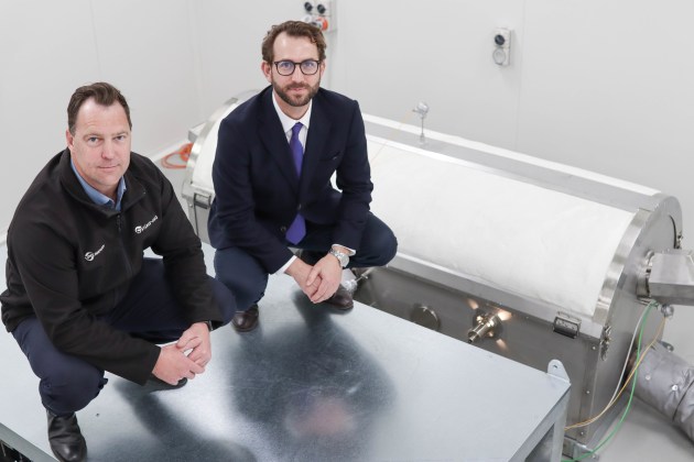 VPG Oven – (left) Timothy Wilkinson, Head of Integrated Design and Innovation, and (right) Matthew Reimers, Design Engineer.

Credit: DTC