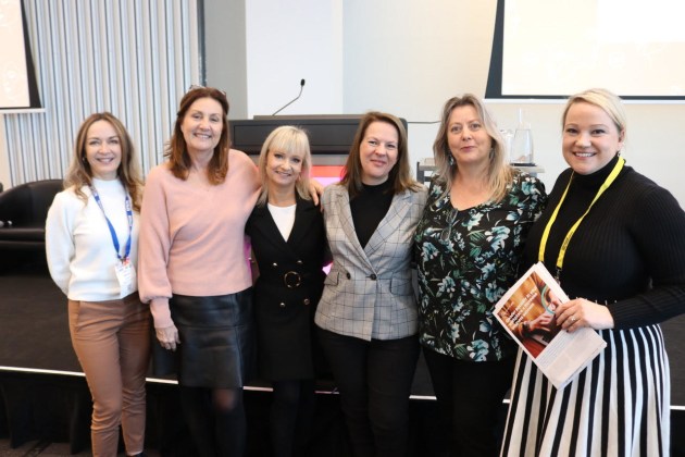 Women in Print leadership: 2022 board members (l–r) Debbie Burgess, Susan Heaney, Lisa Blachut, Rita Karagiannis, Sandy Aspinall and Kellie Northwood at PacPrint 2022.