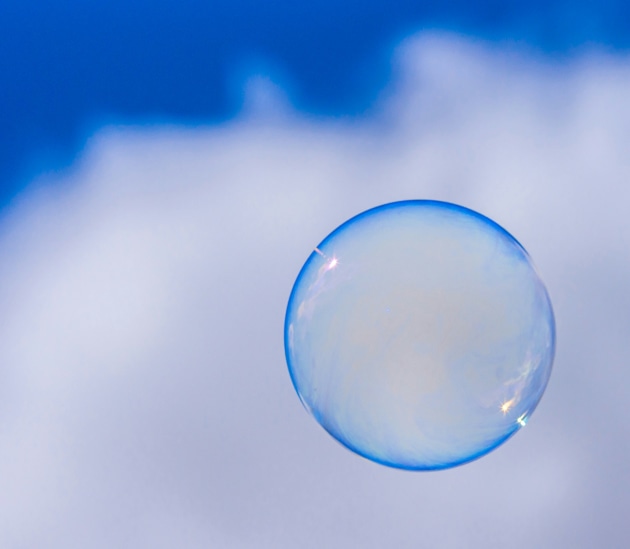 Water bubble. Zdeněk Macháček/Unsplash