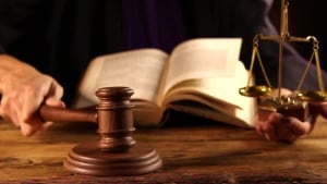 US appeals court reverses $5.4 million decision against Brunswick over swim platform