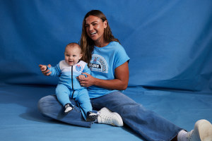 Best&Less rolls out affordable State of Origin gear