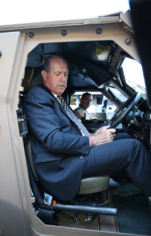 Sydney's Baker & Provan assembling Special Forces Supacats
