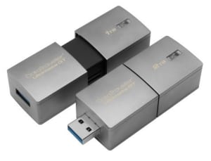 World's largest USB flash drive announced