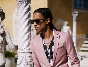 YD reveals reason behind 226% surge in pink sales