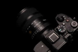 Thypoch enters autofocus lens market with Voyager 24-50mm f/2.8 for Sony E Mount