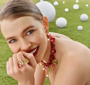 Christmas retail prediction swells by $2 billion 