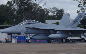 Boeing touts Super Hornet as F-35 lags