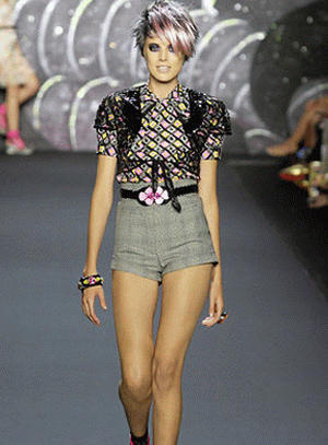 Online copy shop suspended