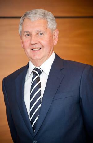 Tough climate frustrates contractors