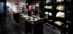 Global fashion brands set up at airport