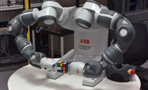 Collaborative robots to capture attention at Auspack