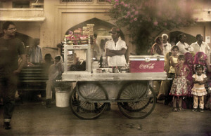 Photo Exhibition: Niobe Syme Shoots India from a Train Window