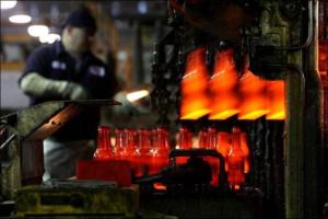 Beverage sales help O-I restart growth