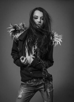 OneTeaspoon poaches top model