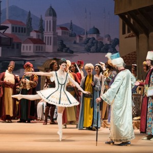 Bolshoi Ballet:  Le Corsaire