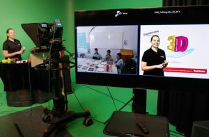 Questacon, Raytheon take 3D printing to schools