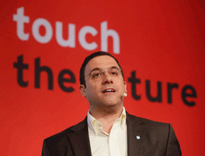 Print heads into the cloud at drupa - Day 1