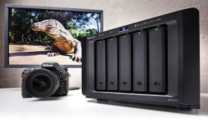 VIDEO: Safe, simple storage: Hands on with the Synology DS1517+