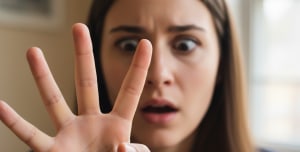 Video: How to spot AI videos in 2025