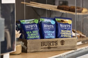 Amcor and Burts launch 55% recycled crisp packs