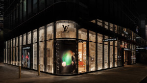 Louis Vuitton works with local artisans 