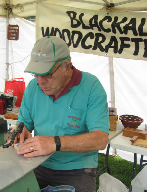 Blackall Range Woodcrafters prepare for events