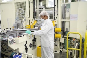 Revised cleanroom standards improve contamination control