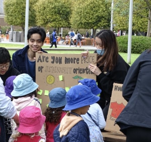 Monash Business School students tackle textile waste