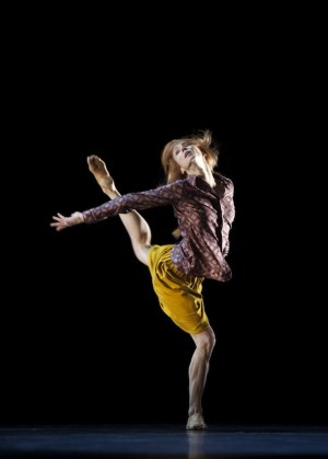 Sylvie Guillem: 6000 Miles Away