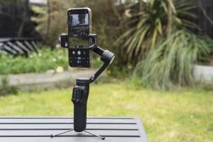 Review: Hohem iSteady V3 Ultra smartphone gimbal