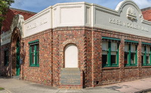 100-year old local manufacturer Geelong Textile Group up for sale