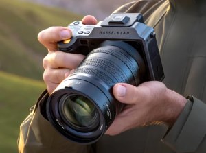 Hasselblad updates its 100MP flagship camera: The X2D II 100C