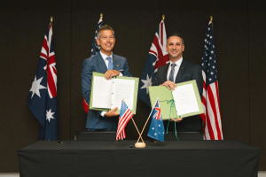 Australia and US sign aeronautical agreement