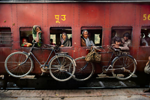 Leica Galleries opens new exhibition with Steve McCurry and Jessie Brinkman Evans