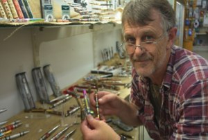 Woodworkers turn pens for the troops