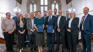 Saab Australia and Adelaide University sign capability agreement 