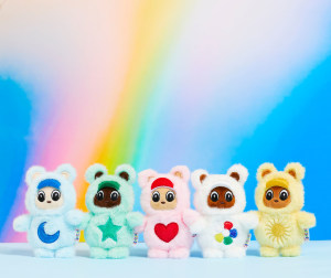 Sportsgirl releases collectable bag charms