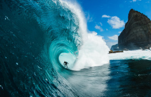 Shipstern shot wins Nikon Surf Photo of the Year Award