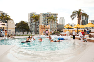 SurfStitch launches summer campaign among 400 friends