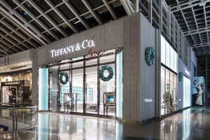 10 years later, Tiffany & Co is still committed to this strategy