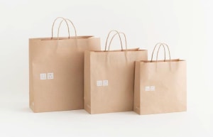 Uniqlo eliminates plastic bags