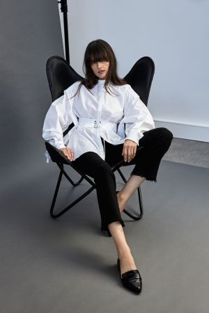 Fashion blogger breaks into e-commerce