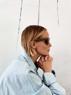 Vestiaire Collective joins forces with Lara Worthington