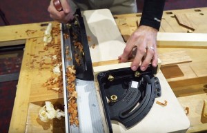 New in Australia: Veritas Tools shooting board fence