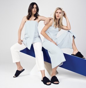 Cue claims retail first