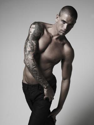 DJs looks to fresh faces for sales growth