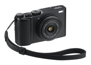 Fujifilm announce the XF10 - a small wide-angle compact